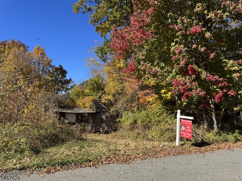 17 Hampton Rd, West Milford Twp.
