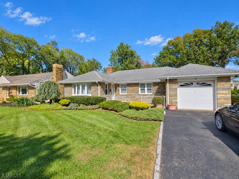 941 Columbus Ave, Westfield Town