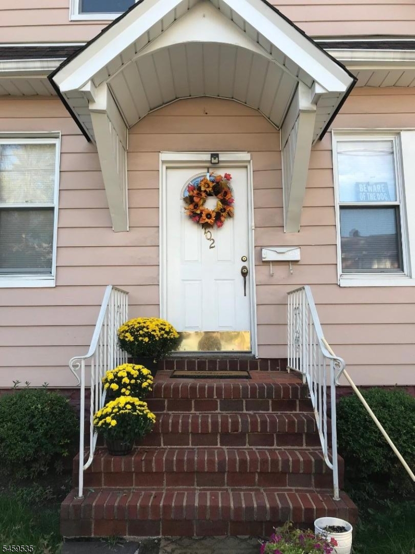 1102 Drake Ave, Roselle Boro