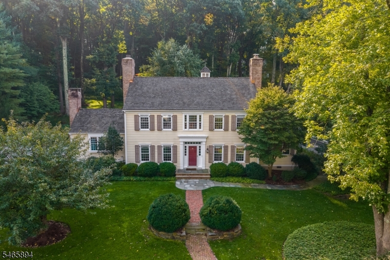4 Barberry Row, Chester Twp.