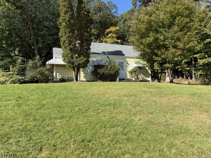 304 Goffle Rd, Hawthorne Boro