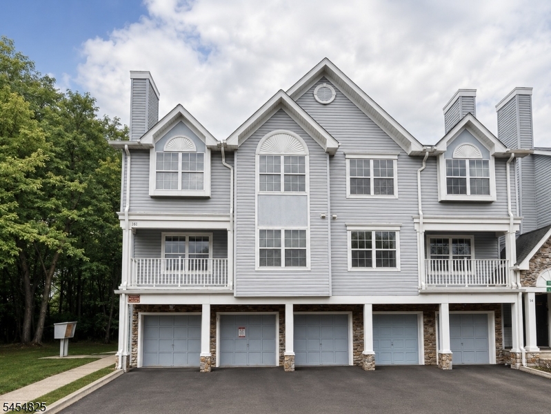 151 Prestwick Way, Edison Twp.