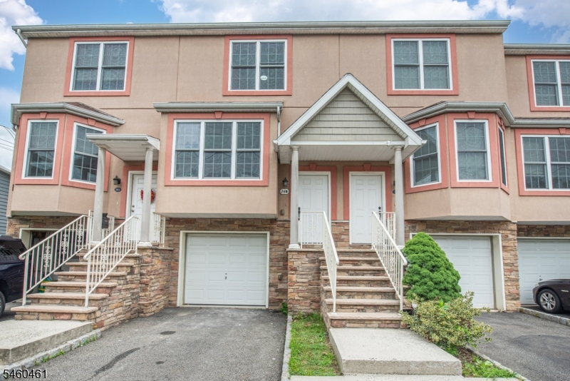 24 Van Pelt Pl Unit B, Little Falls Twp.