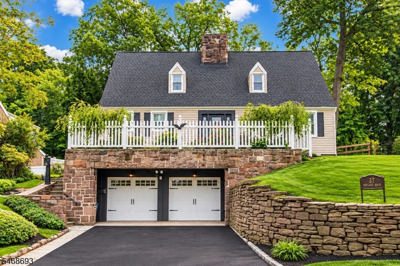 37 Wayland Dr, Verona Twp.