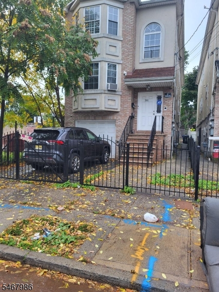 391 21St St, Irvington Twp.