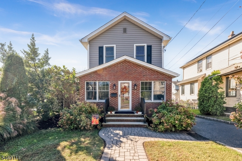 99 Raymond Ave, Nutley Twp.