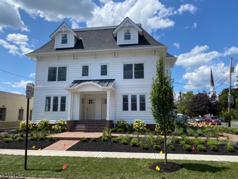 227 Lenox Ave Unit 2B, Westfield Town