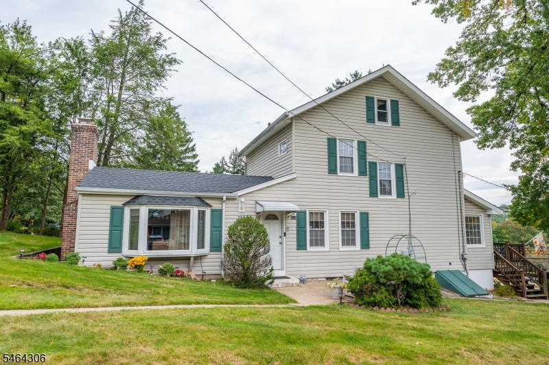 255 Pleasant Valley Way, West Orange Twp.