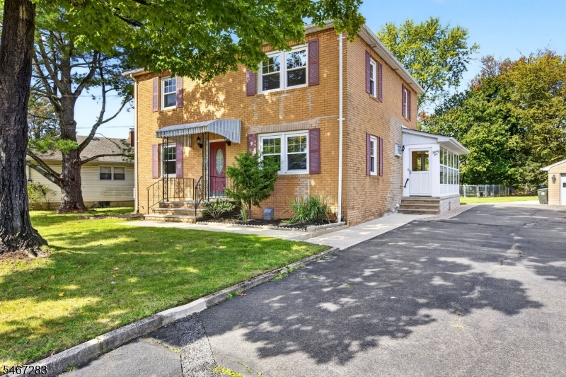 36 Ardmaer Dr, Bridgewater Twp.