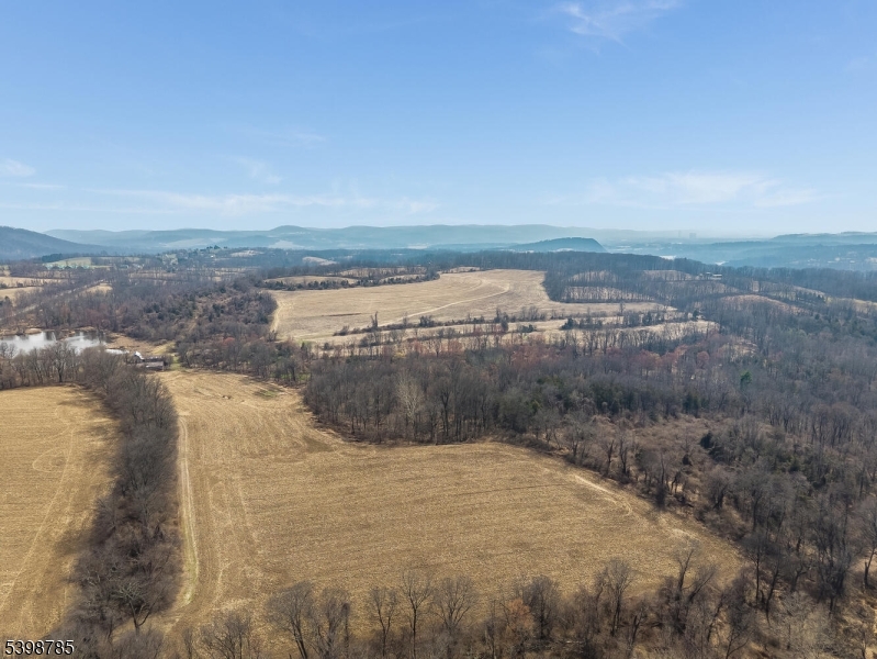 28 Serepta Rd, Knowlton Twp.