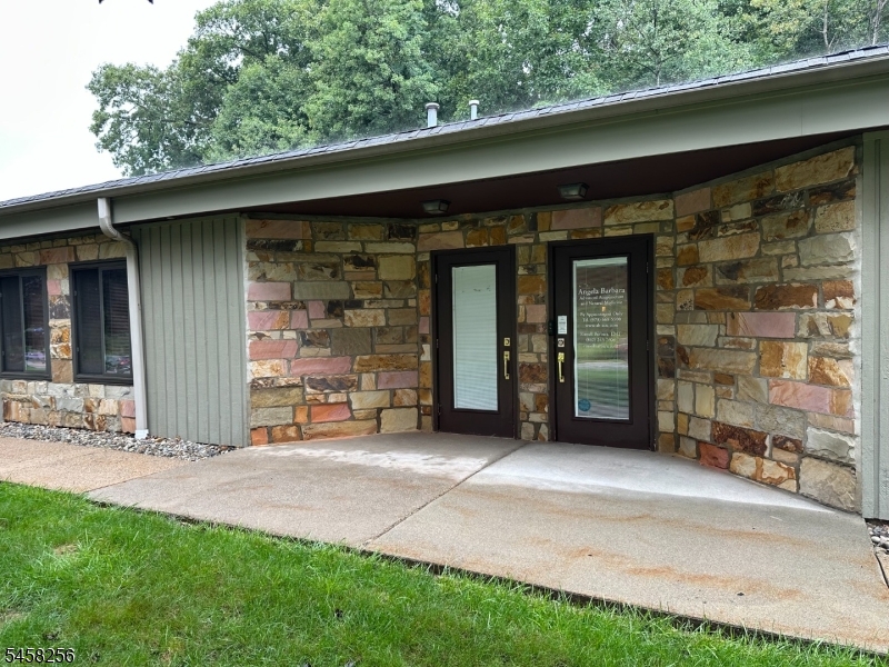 268 Route206D32, Mount Olive Twp.