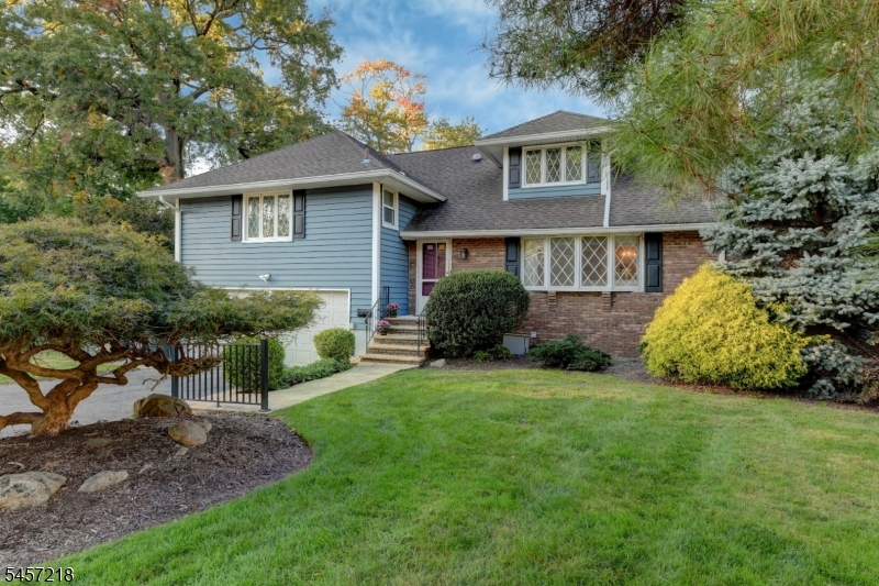 25 Morningside Cir, Little Falls Twp.