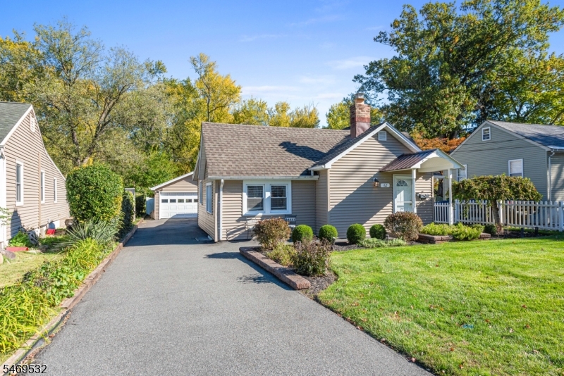 62 Lake Shore Dr, Parsippany-Troy Hills Twp.