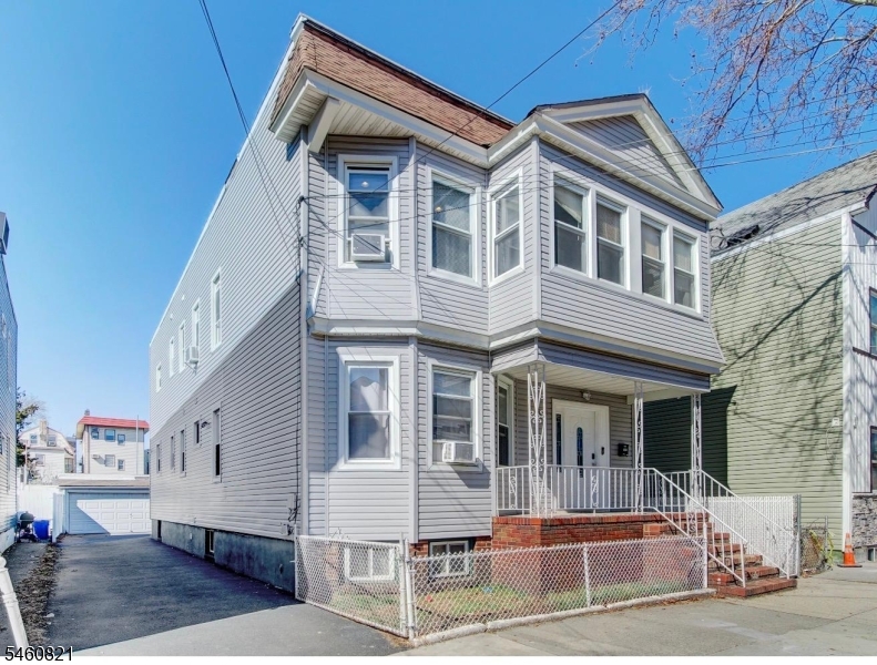 108 Gotthardt St, Newark City