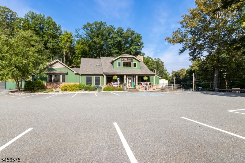 45 Route 94, Blairstown Twp.