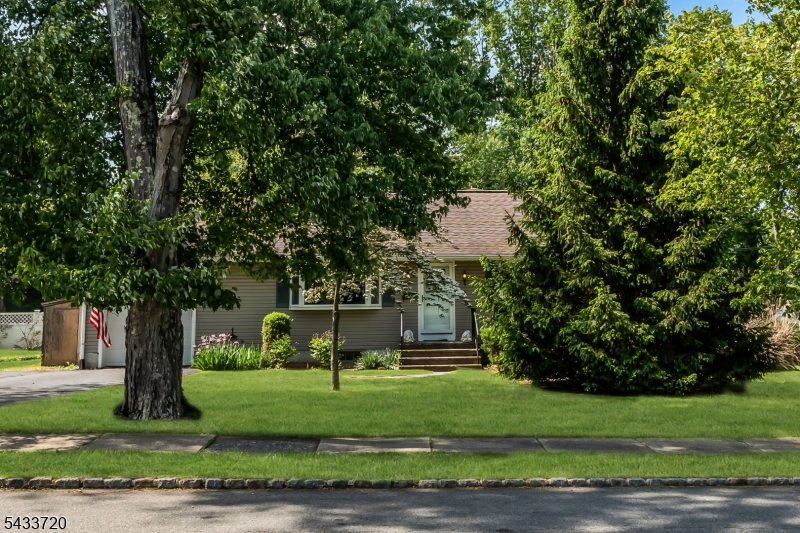 79 Dean Rd, Mendham Boro