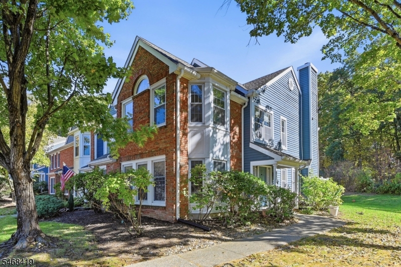 92 Laurelwood Ct, Rockaway Twp.
