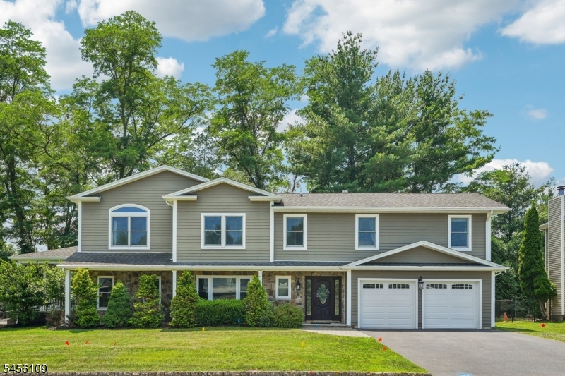 23 Chicopee Dr, Wayne Twp.