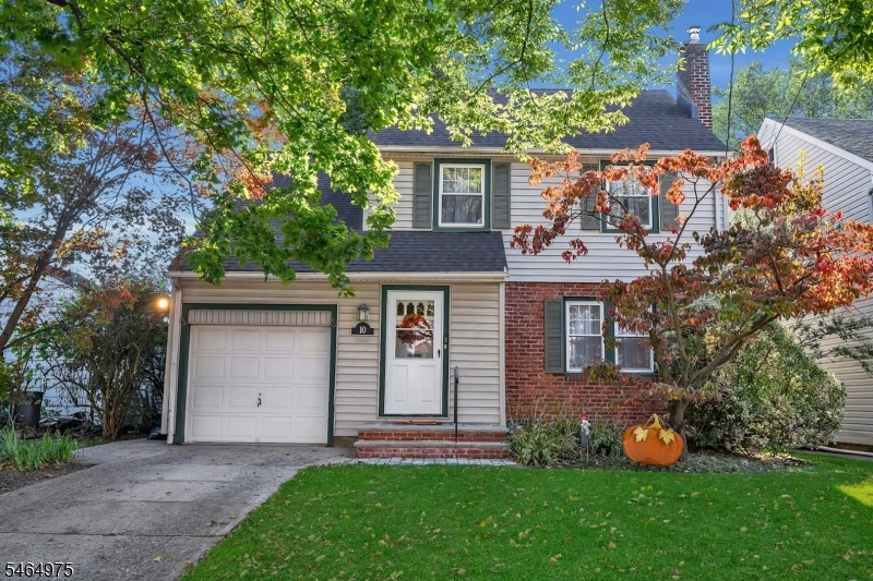 10 Overlook Ter, Bloomfield Twp.