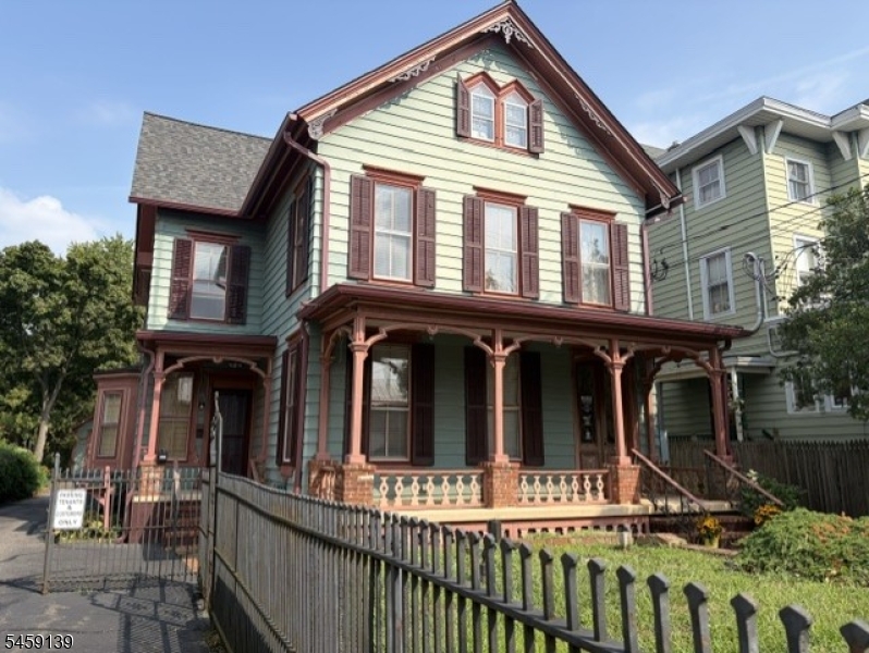 134 Main St, Flemington Boro