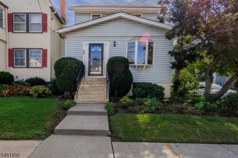 50 Elmwood Ter, Irvington Twp.