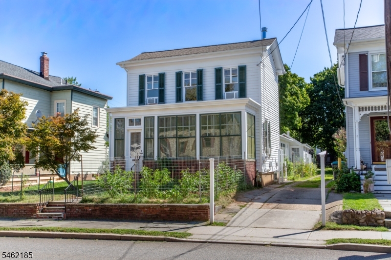 31 E Main St, Flemington Boro