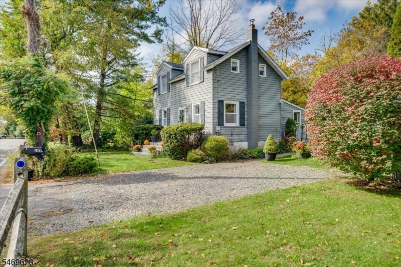 108 Bartley Rd, Washington Twp.
