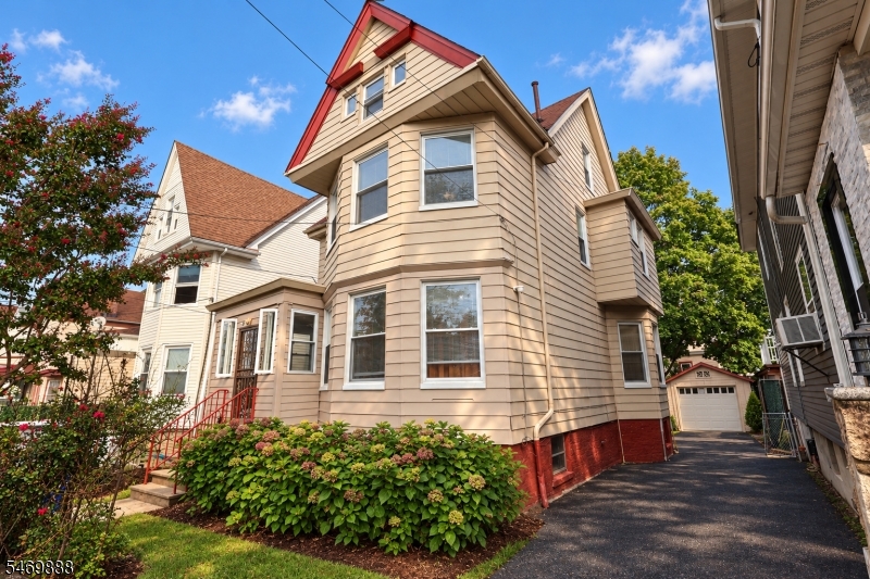 741 Highland Ave, Newark City