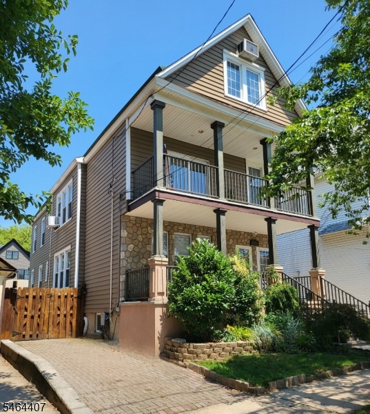 99 W 37Th St, Bayonne City