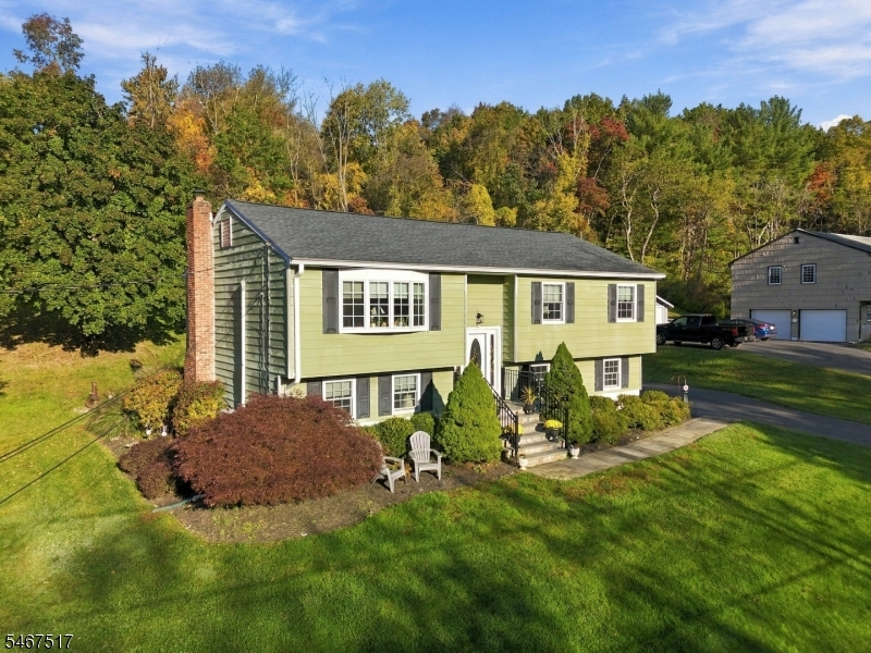 36 Brookside Ave, Mansfield Twp.