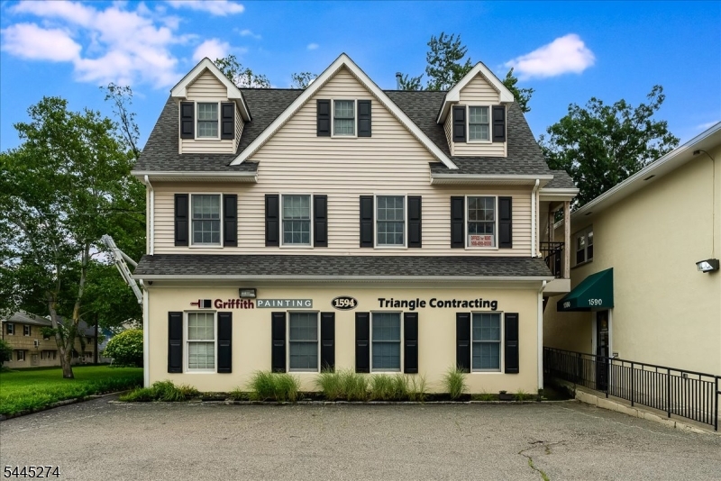 1590 E 2Nd St, Scotch Plains Twp.
