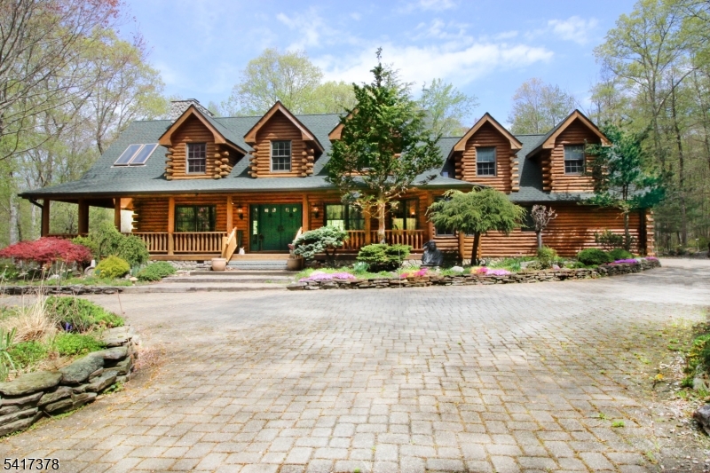 31 Kent Rd, Hampton Twp.