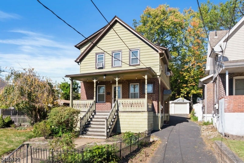 54 Evergreen Ave, Woodbridge Twp.
