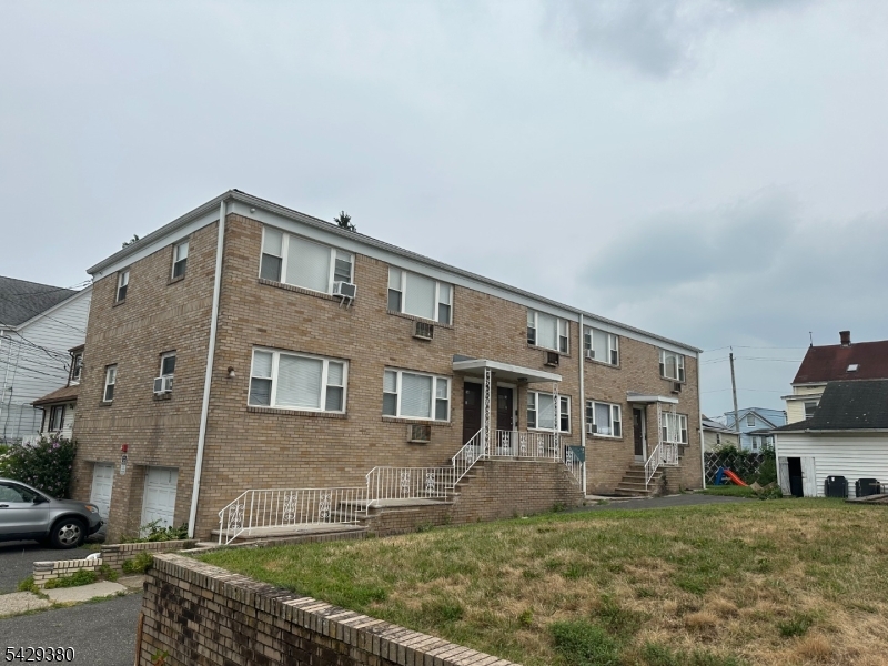 328 Dakota St, Paterson City