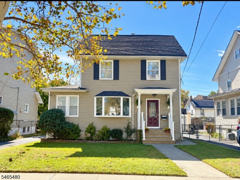 58 Evergreen Ave, Bloomfield Twp.