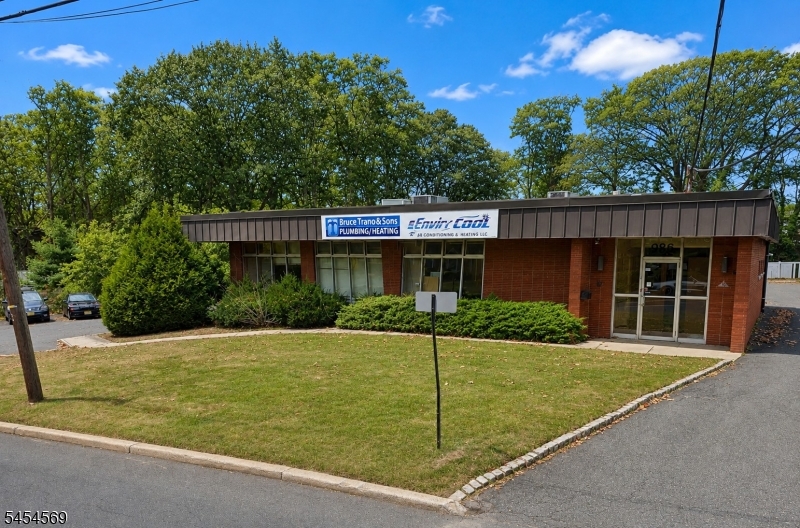986 S Springfield Ave, Springfield Twp.