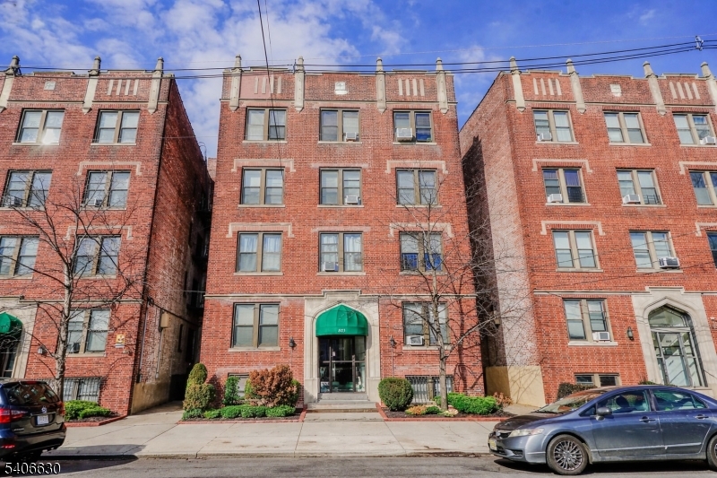 803 Avenue A Unit B1, Bayonne City