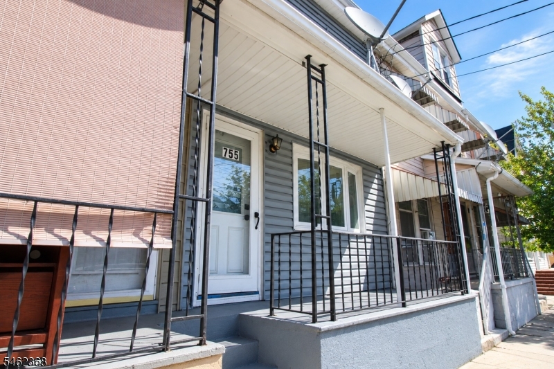 755 S Main St, Phillipsburg Town