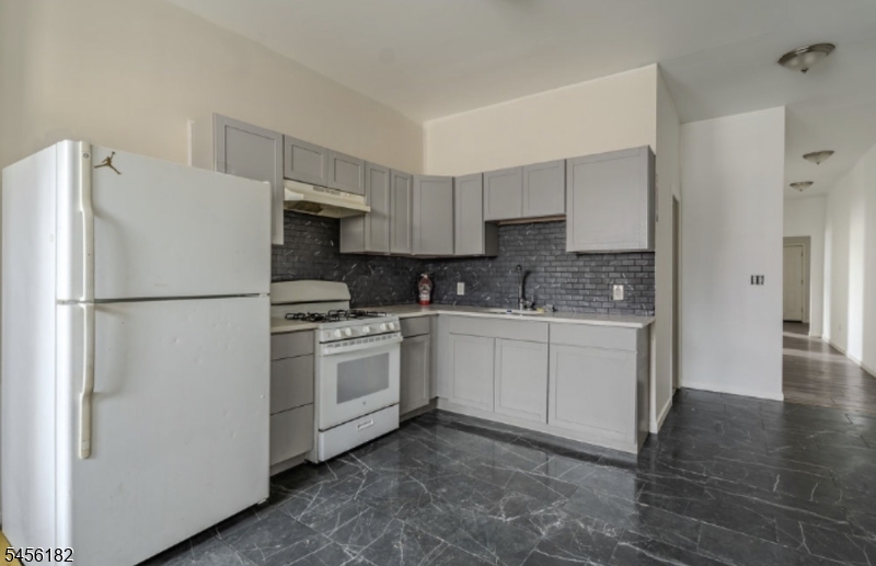 324 14Th Ave, Newark City
