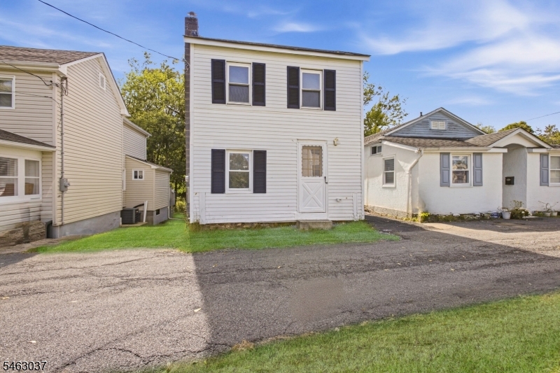 45 Mechanic St, Washington Boro