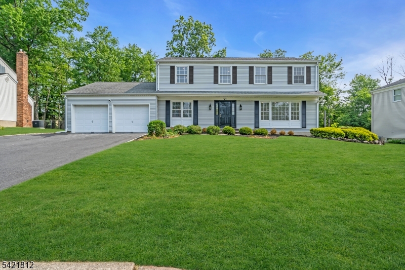 71 Tiffany Dr, East Hanover Twp.