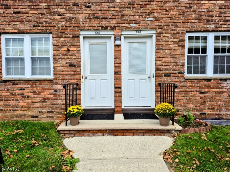 1261 Valley Rd, Wayne Twp.
