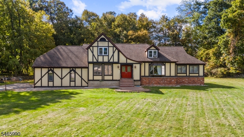 40 Woodland Rd, Franklin Boro