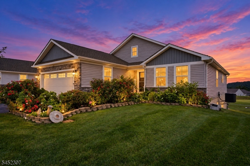 31 Lam Dr, Hardyston Twp.