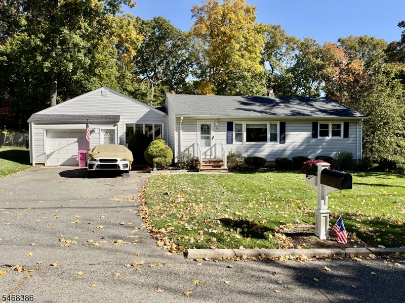 10 Cherry Ln, Randolph Twp.