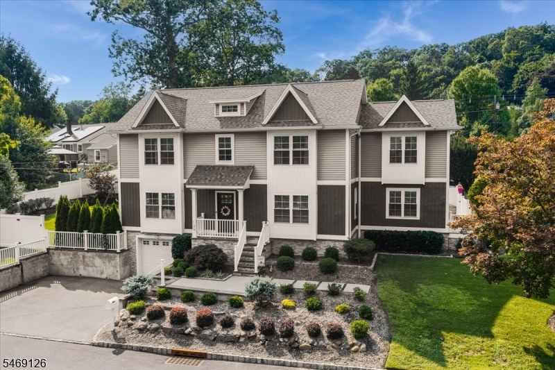 139 Winding Way, Cedar Grove Twp.