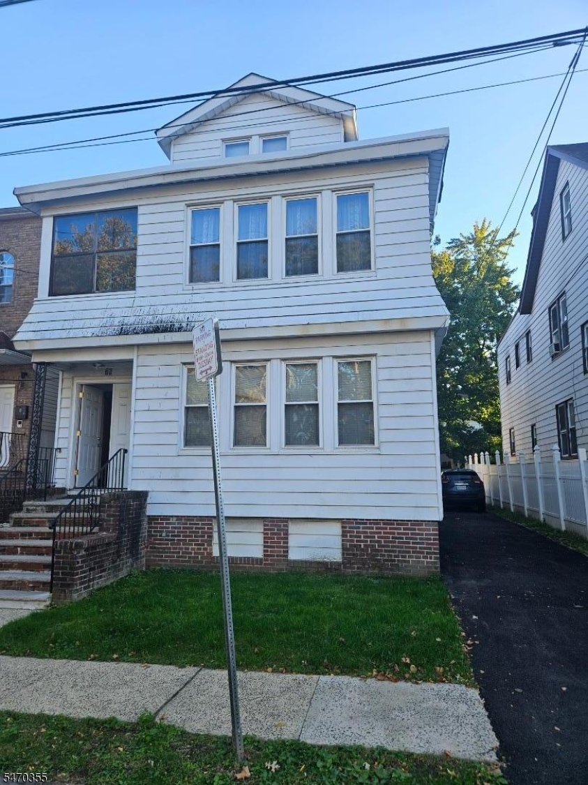 76 Kenmore Ave, Newark City