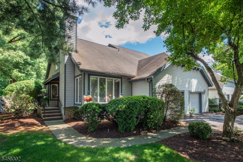 75 Birch Ln, Wayne Twp.