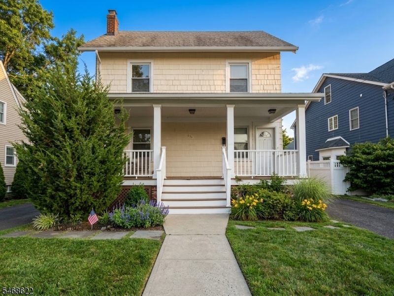 634 W Broad St, Westfield Town