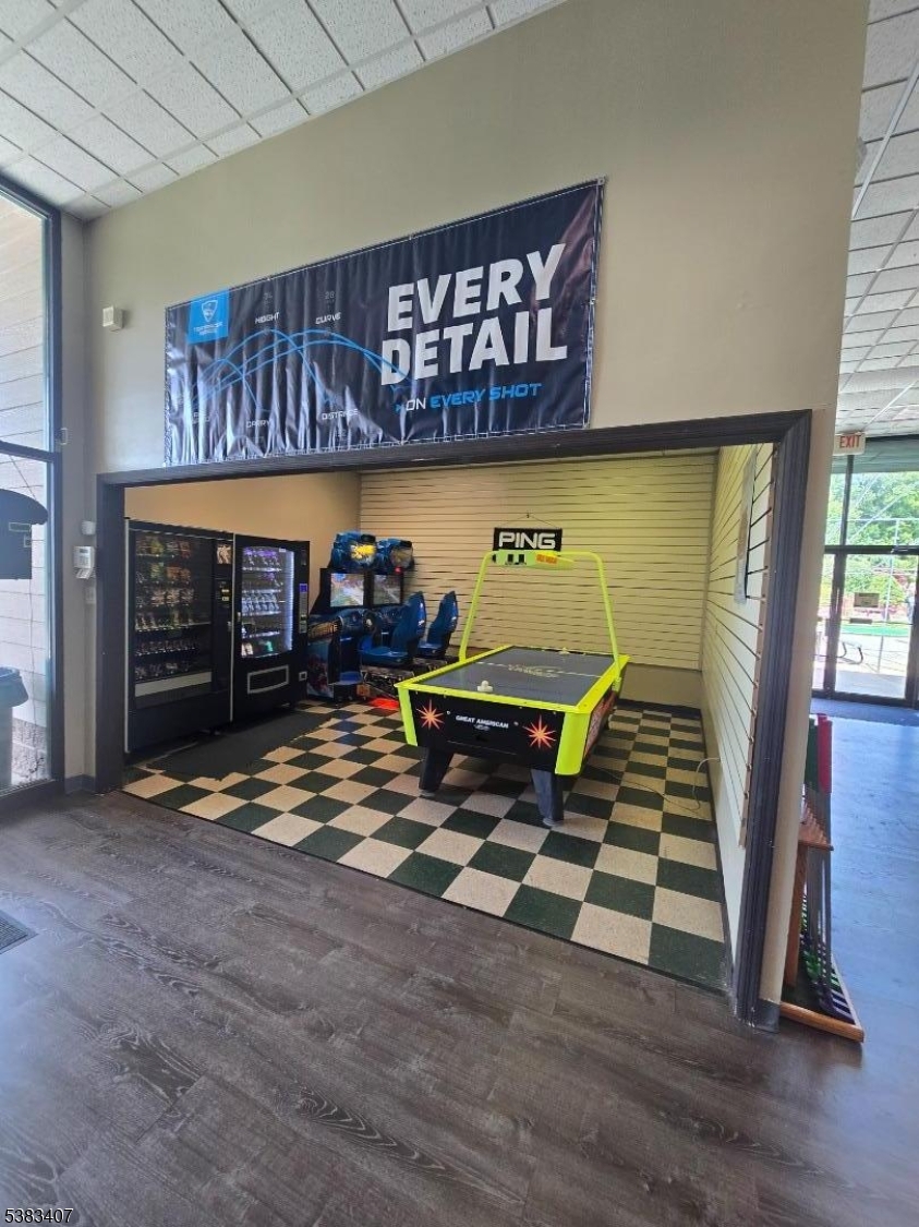 239 Us Highway 206, Mount Olive Twp.